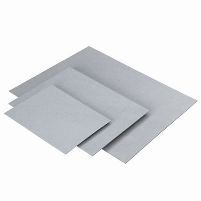 82311 Découpes en carton plat